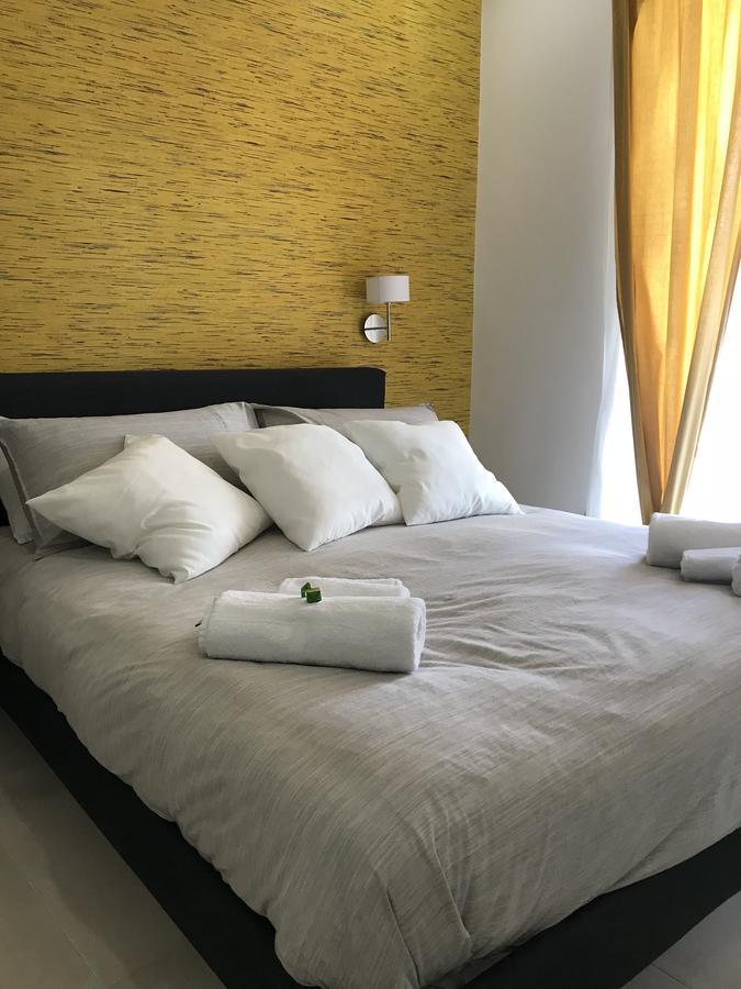Terrazza Aragon Room And Spa Neapel Exteriör bild